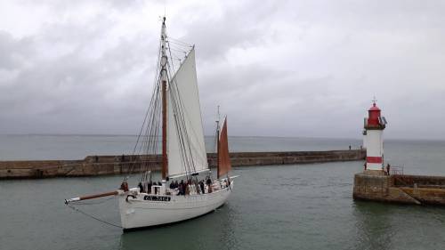 Biche � Port Tudy, Groix � Pierre Benoit